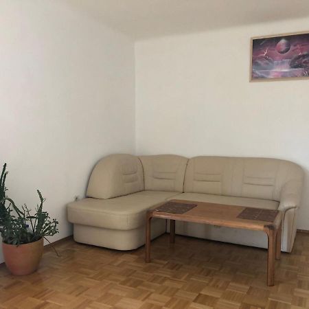 וינה A Private Room In A Shared Apartment מראה חיצוני תמונה
